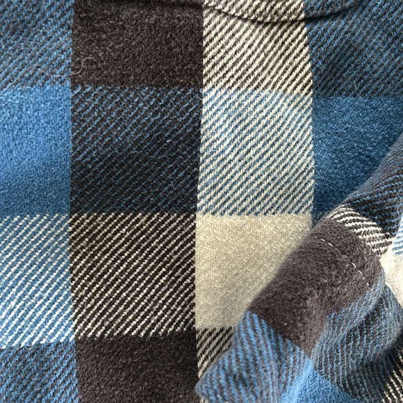 Mens AE heavy weight flannel shirt - Picture 3 of 4